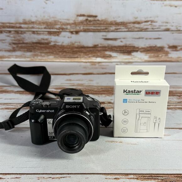 Sony Cyber-shot DSC-H10 8.1MP Digital Camera 10x Zoom Black Compact - Picture 1 of 7